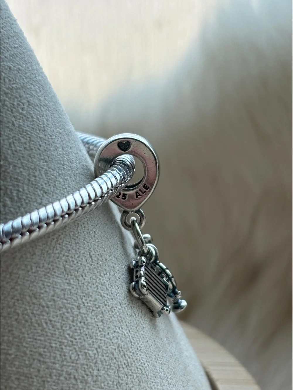 Pandora Unforgettable Moments Travel Charm Bracelet Silver